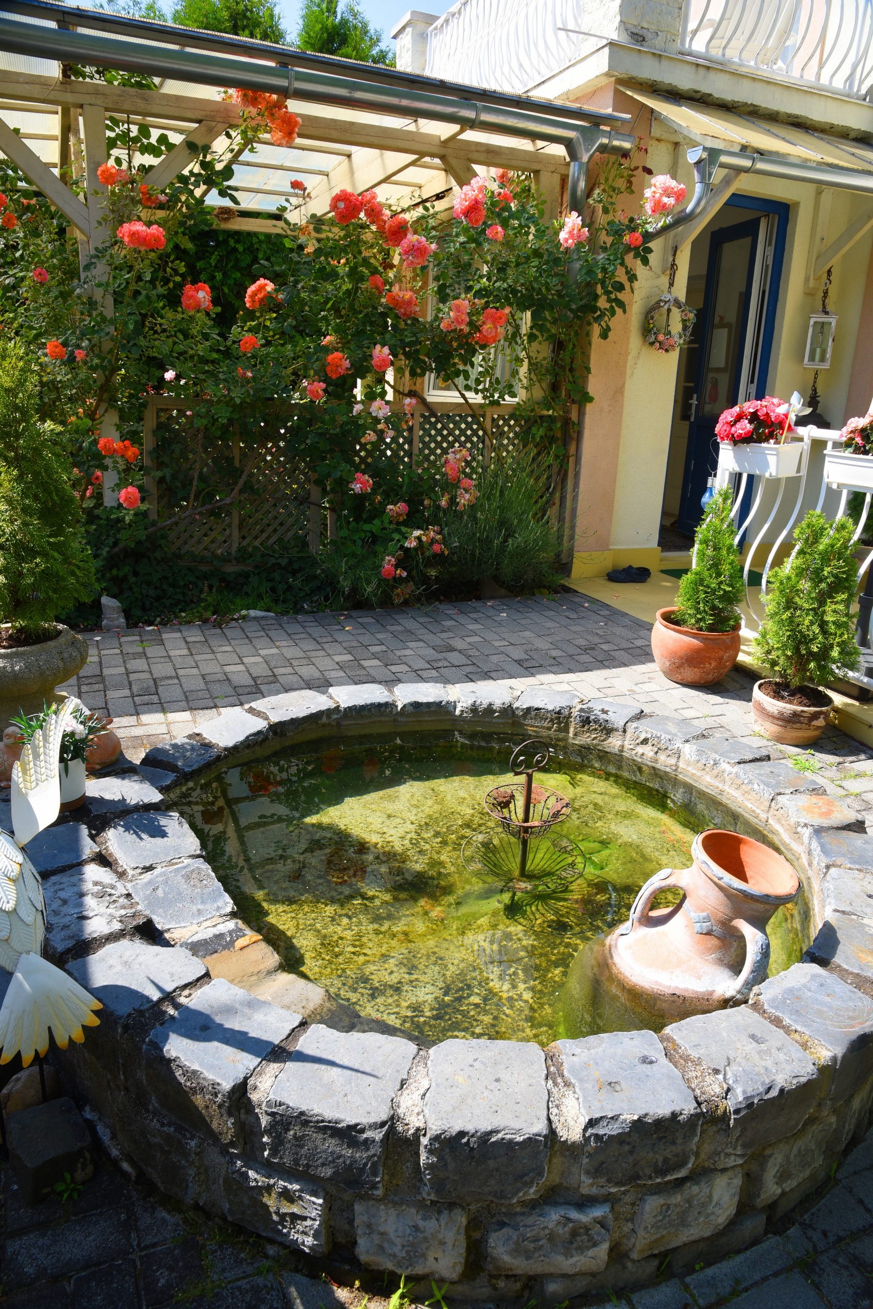 Karácsony János kertje - Story - Story