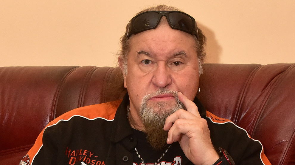 deakbillgyula - Story