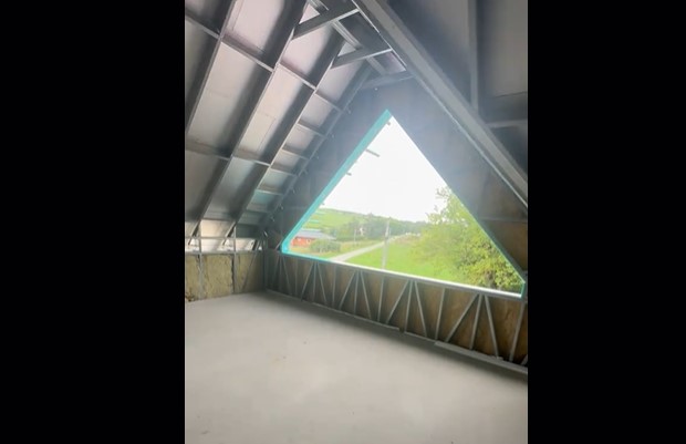 toth andi haza - Story