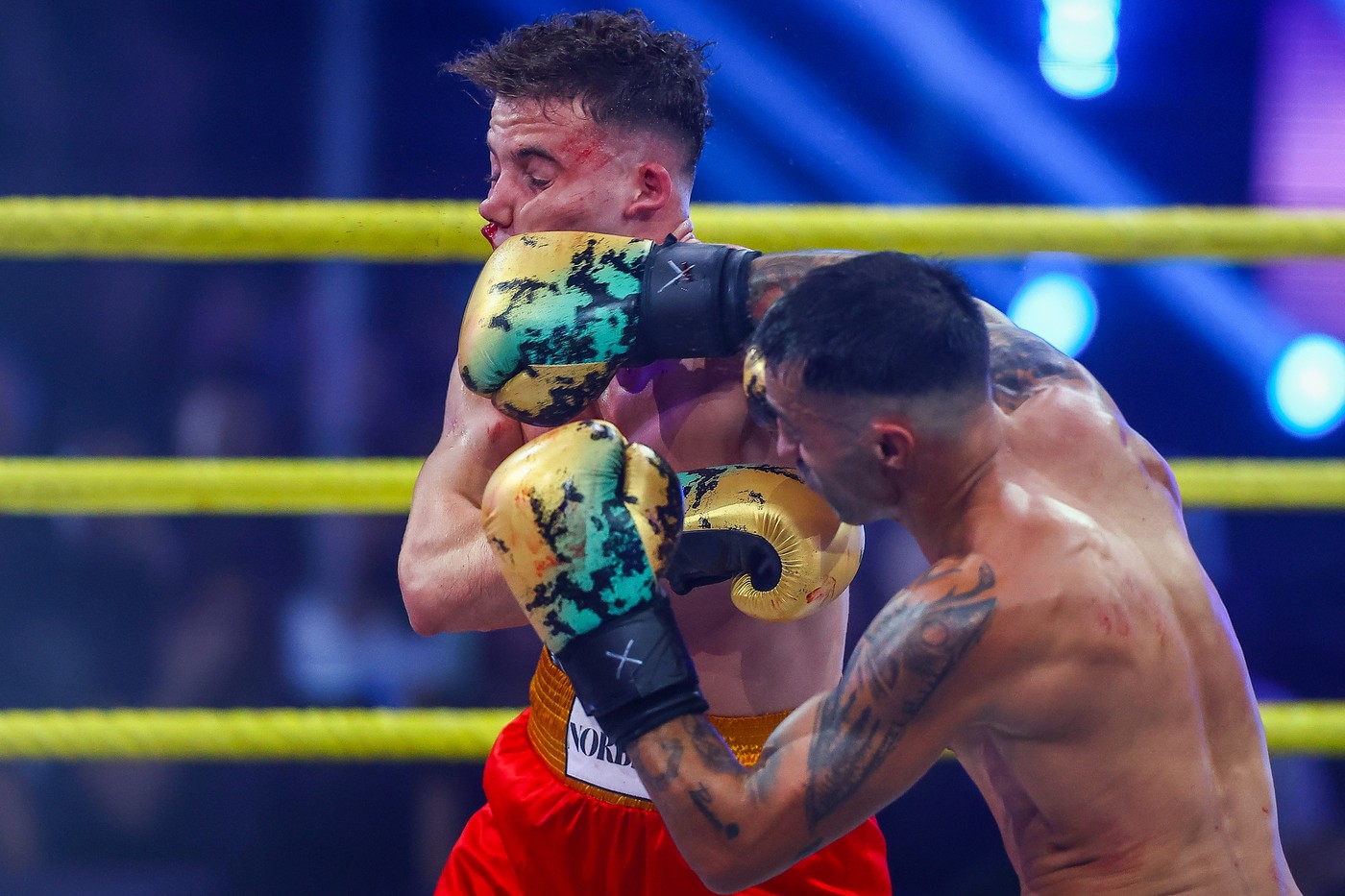 central-1045128277 - Story