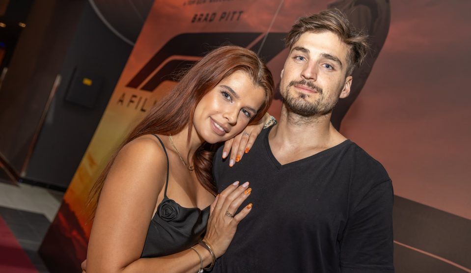 Viczian Viki - Story