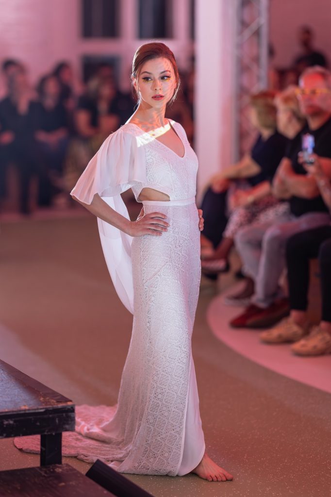 Döbrösi Laura - Story