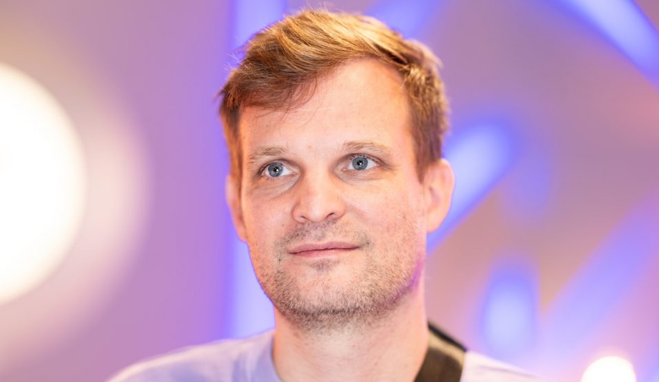 puskas dallos peter - Story