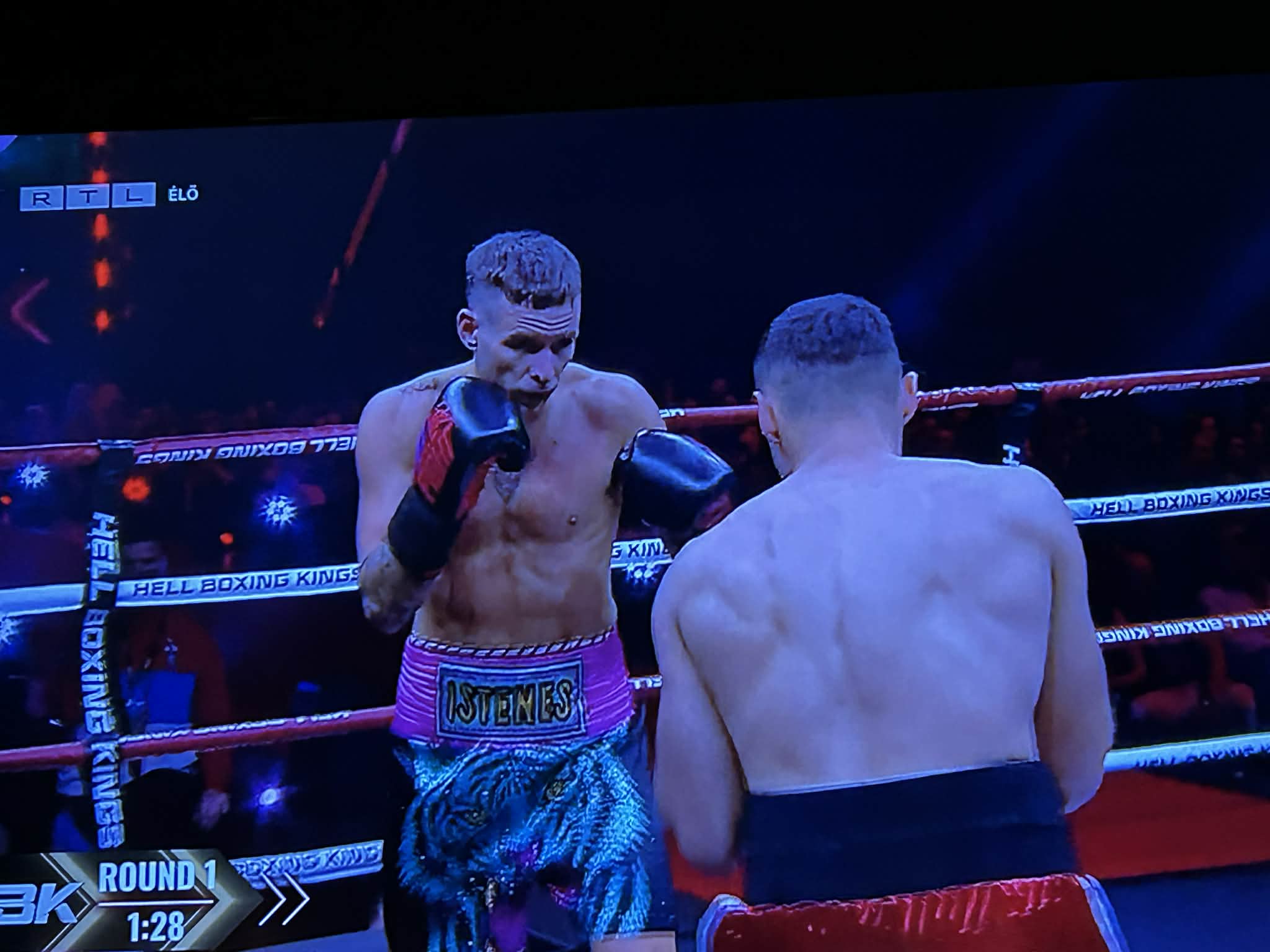 27af795e-476e-449d-a752-01c106b073c3 - Story