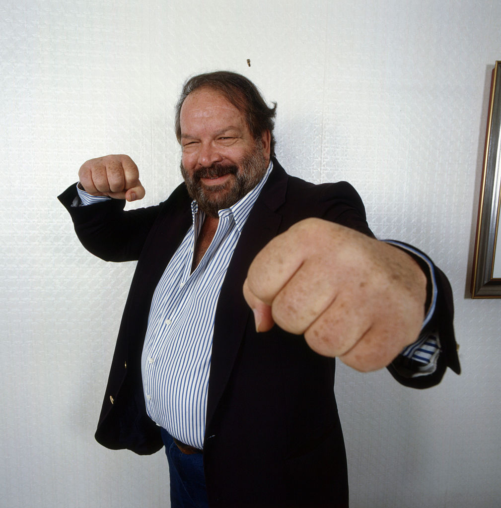 Bud Spencer clenching his fists - Story