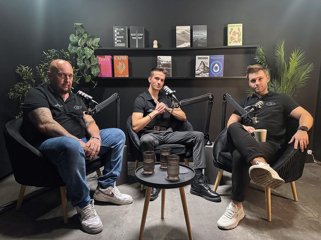 IMG-20251027-WA0010sandor laszlo gyula zsiga gombos krisztian - Story