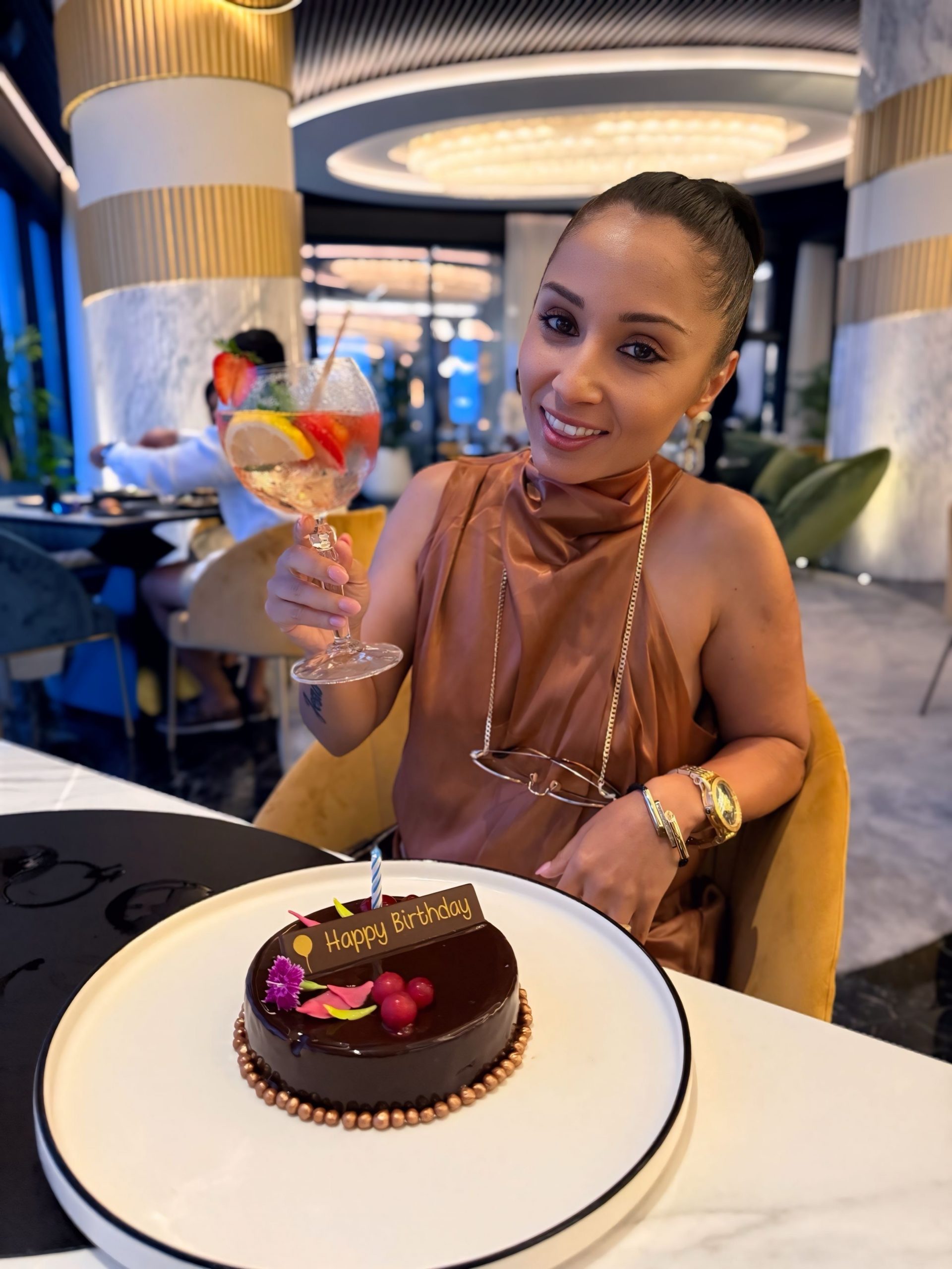 Nótár Mary - Story - Story