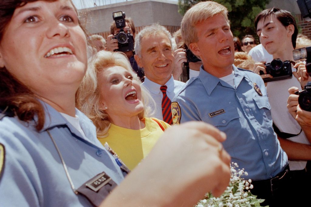 ZSA ZSA LEAVES JAIL 1990 - Story