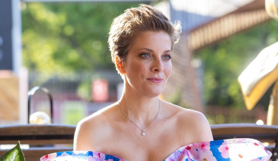 tatar csilla - Story