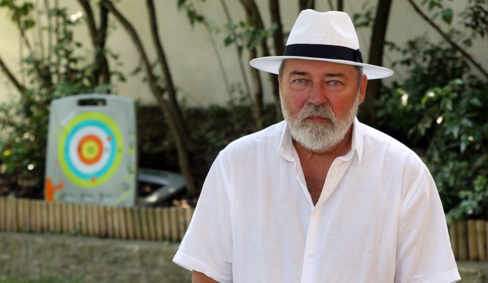 molnar gyorgy elefant - Story