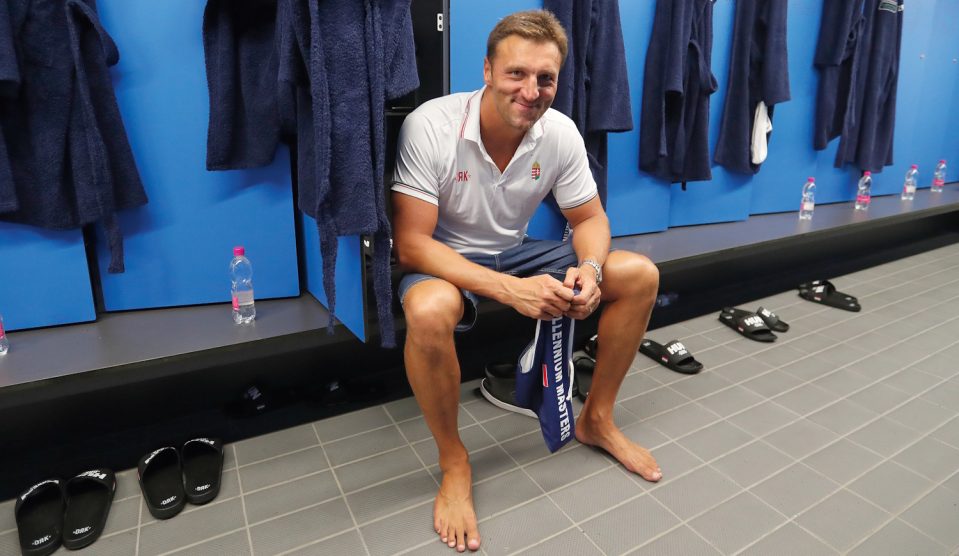 kiss gergely - Story