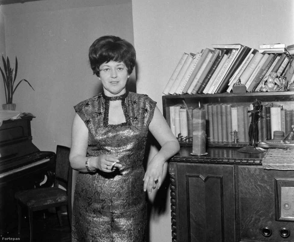 Záray Márta - Story - Story