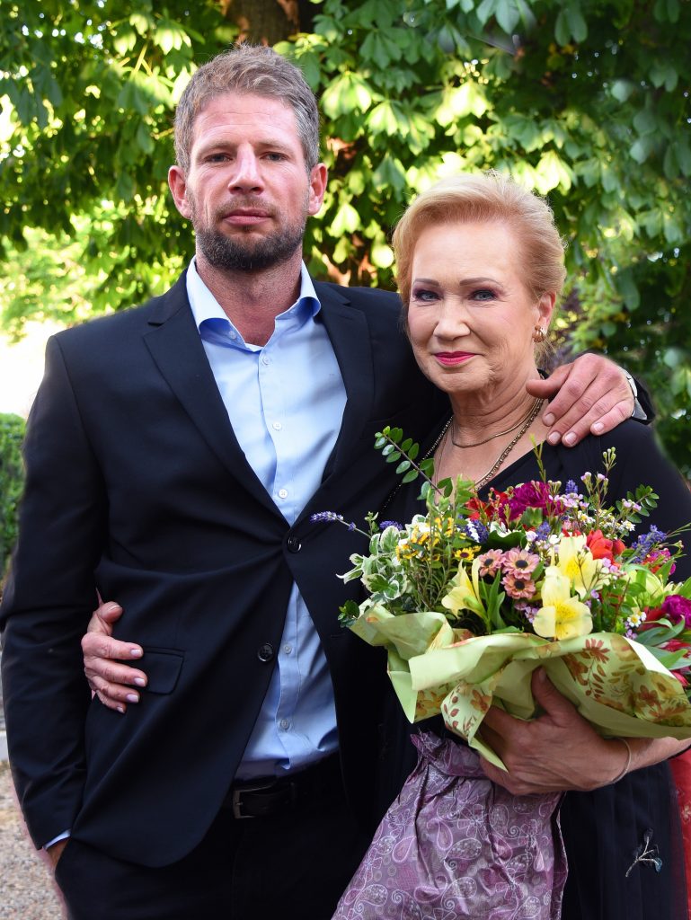 Udvaros Dorottya és fia - Story