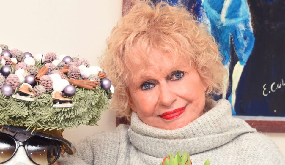 central-0963701661 - Story