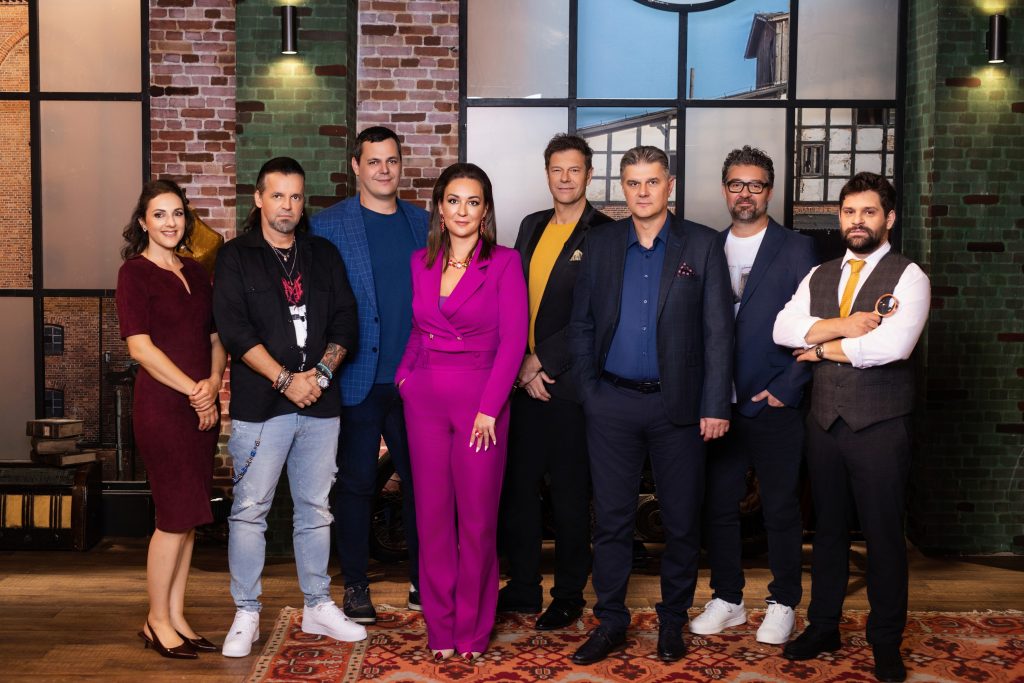 b-j Kelen Anna Nagyházi Lőrinc Fejes Tamás Katona Szandra Till Attila Tilla Fertőszögi Péter Molnár Viktor Megyesi Balázs - Story