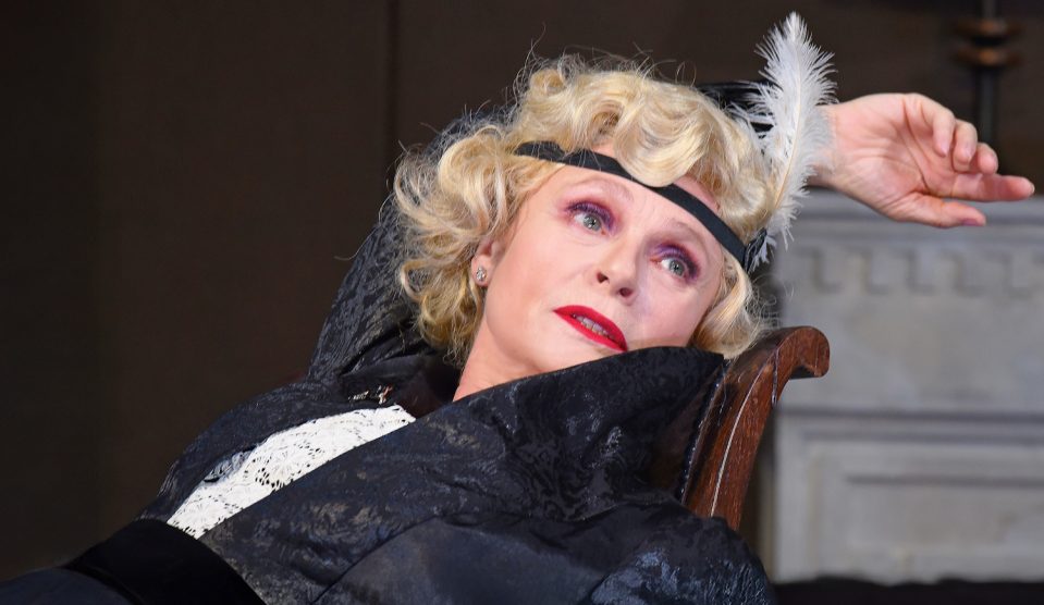 hegyi barbara - Story