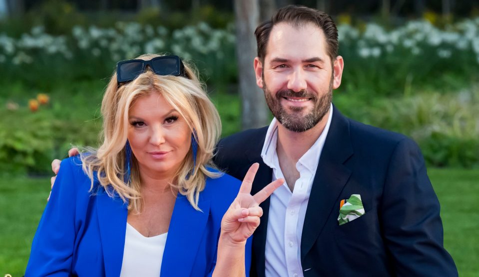 liptai claudia pataki adam - Story