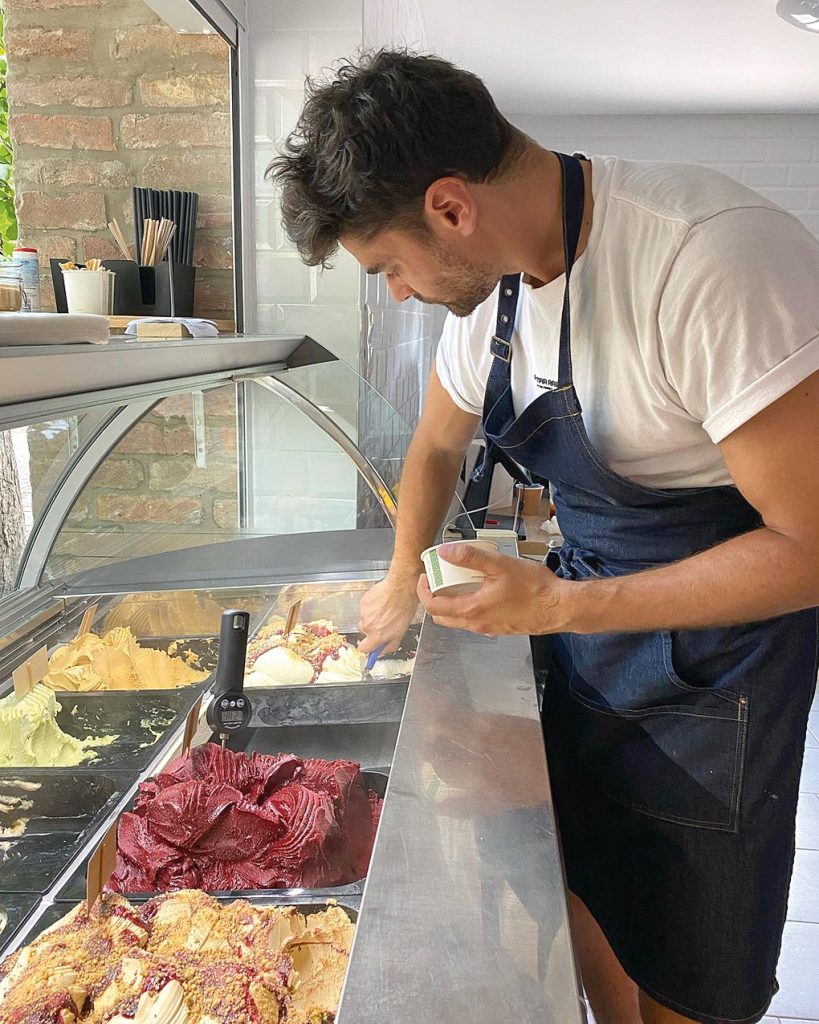 Snapinstaapp_355819258_1402038927309063_2749387171796792962_n_1080 - Story