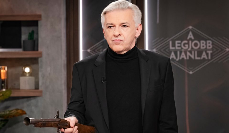 alfoldi_robert - Story