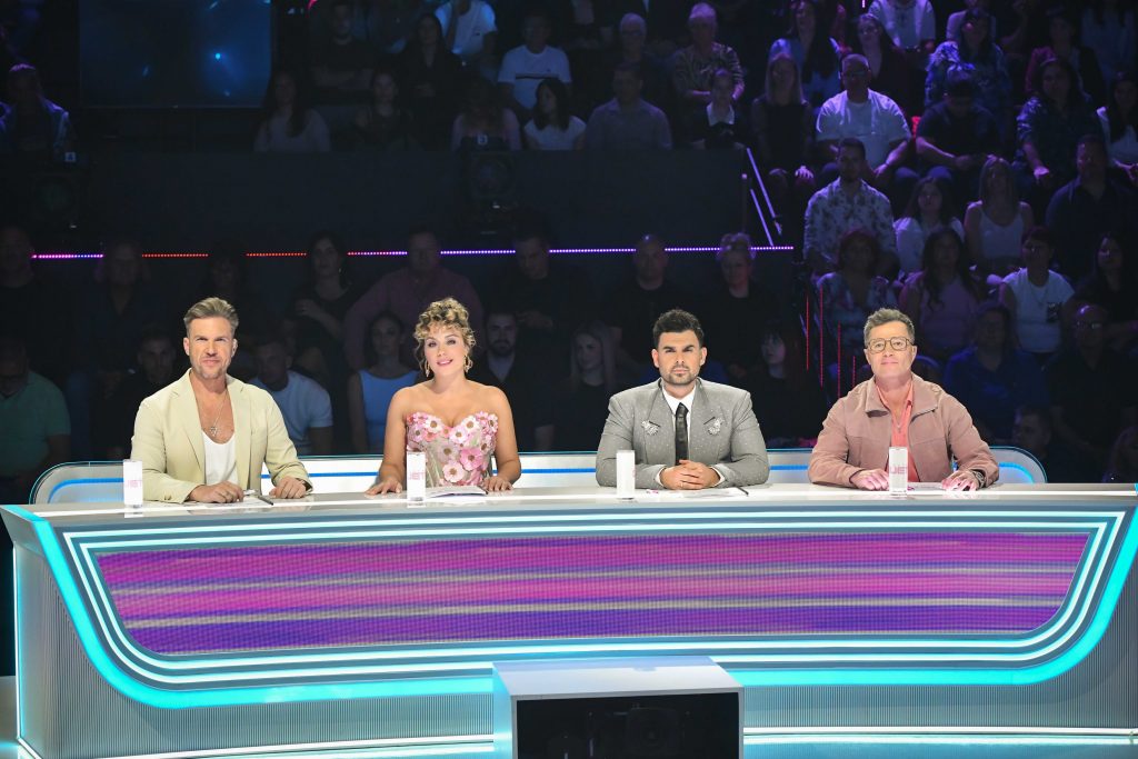 b-j Kasza Tibor Tibi Lékai-Kiss Ramóna Horváth Tamás Stohl András - Story