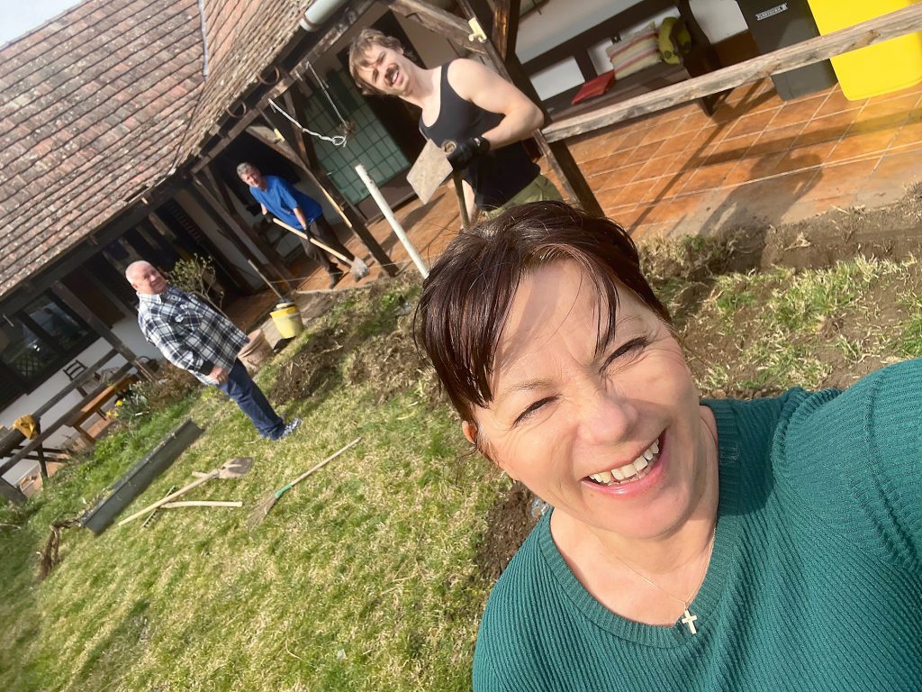 ivancsics_haz - Story