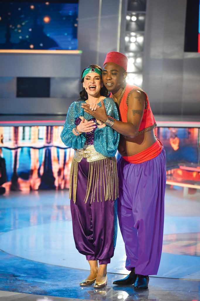 komonyi zsuzsi fekete pako - Story